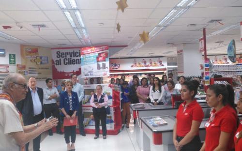 Tía-Inauguramos local en el Malecón 2000